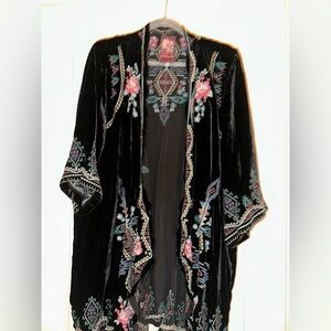 PLUS SIZE - Johnny Was Embroidered Velvet Cardigan Kimono